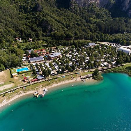 Family Wellness Camping Al Sole モリーナ・ディ・レードロ エクステリア 写真