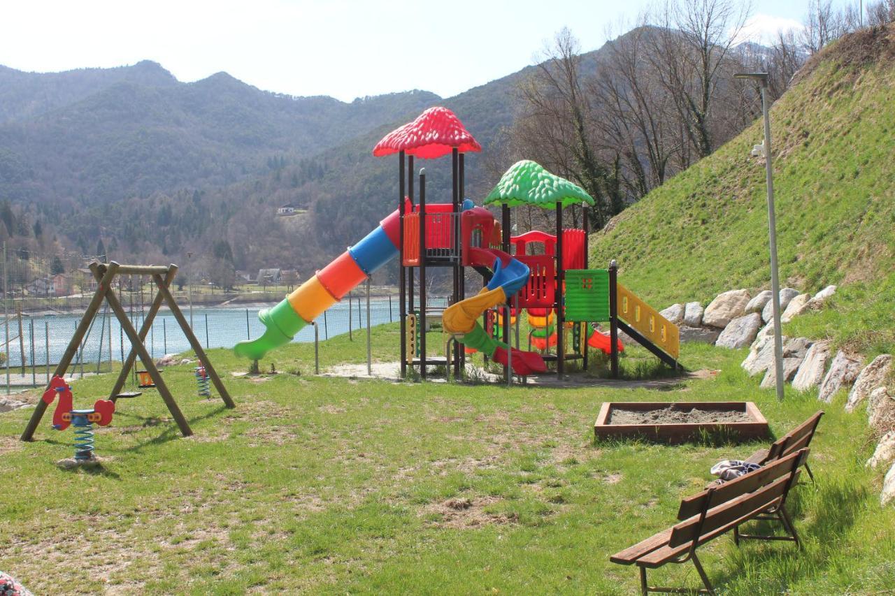 Family Wellness Camping Al Sole モリーナ・ディ・レードロ エクステリア 写真