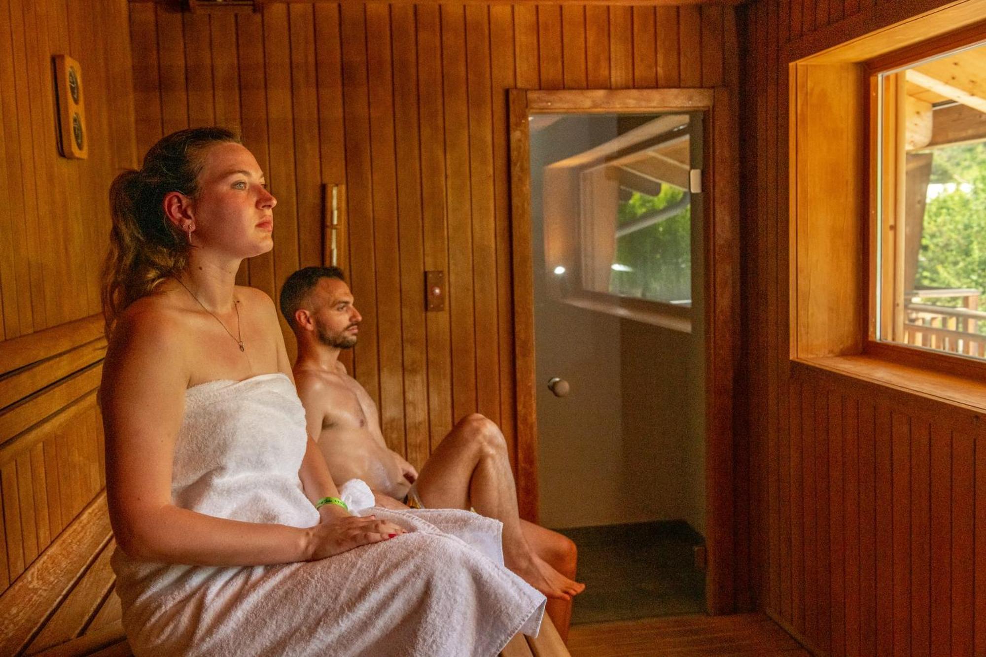 Family Wellness Camping Al Sole モリーナ・ディ・レードロ エクステリア 写真